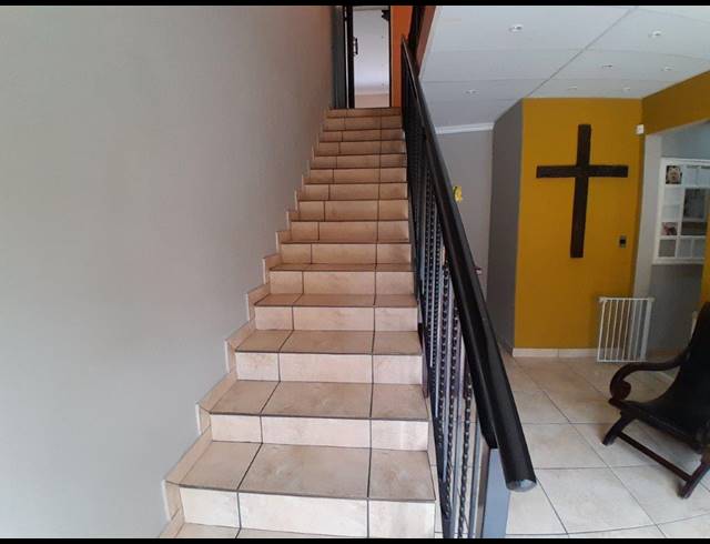 870M² BED & BREAKFAST FOR SALE IN SAFARI GARDENS